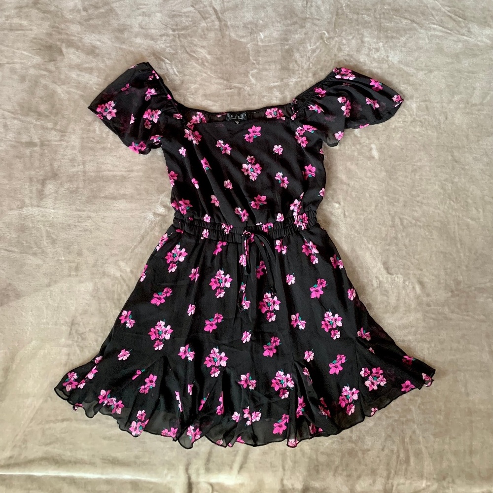 Trixxi Off-the-Shoulder Floral Dress